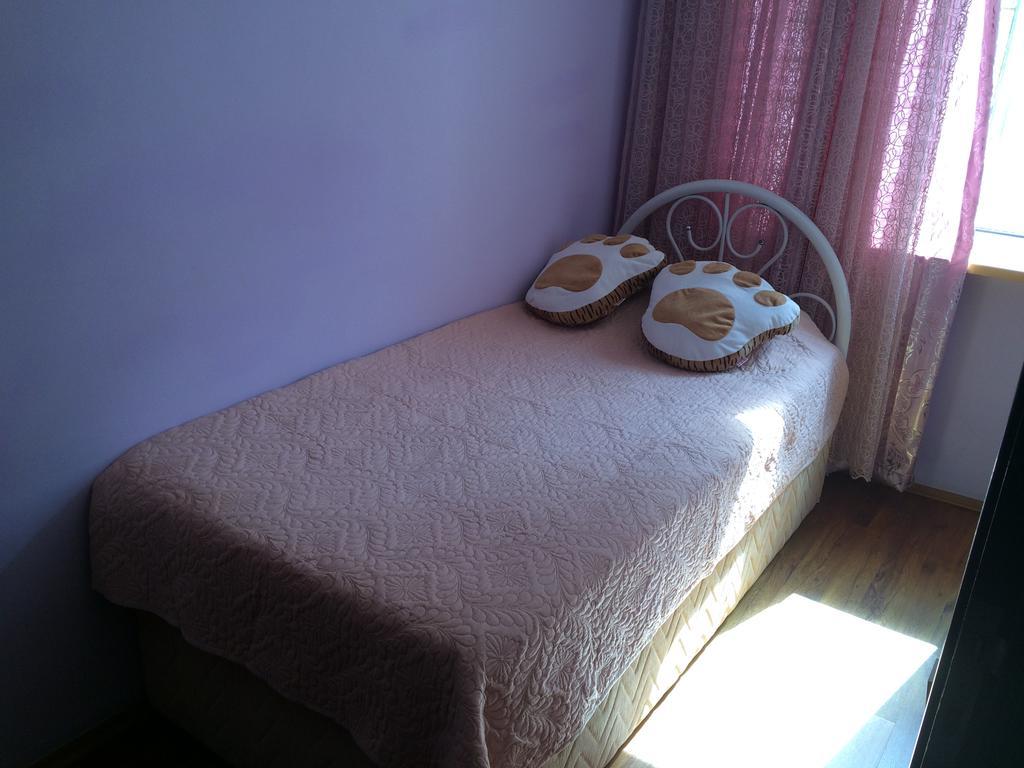 Apartment On Khinikadze 4 Батуми Экстерьер фото